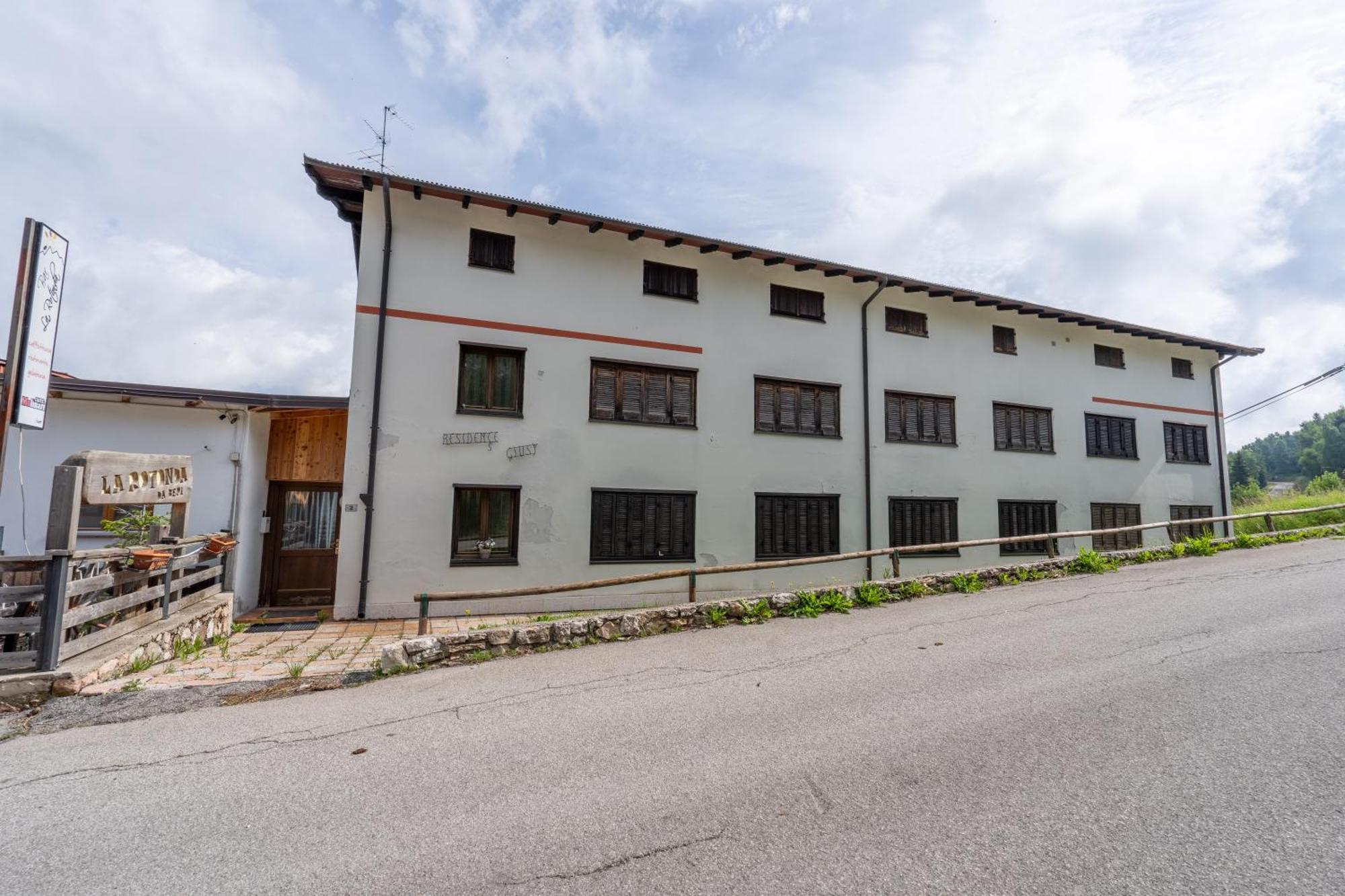 Appartamento Milollo Polsa Brentonico Esterno foto